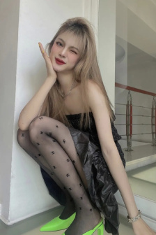 美女胸部